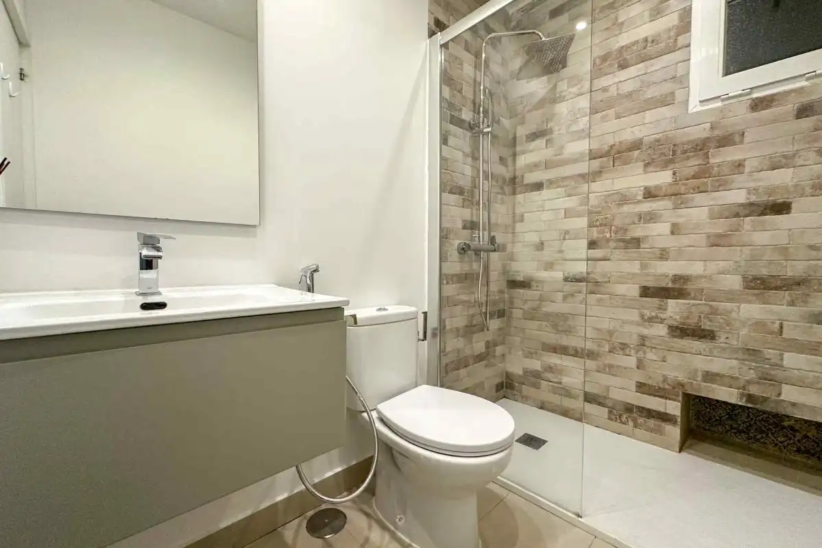Bathroom of Houses for rent in La Moraleja  with Air Conditioner, Heating and Private garden