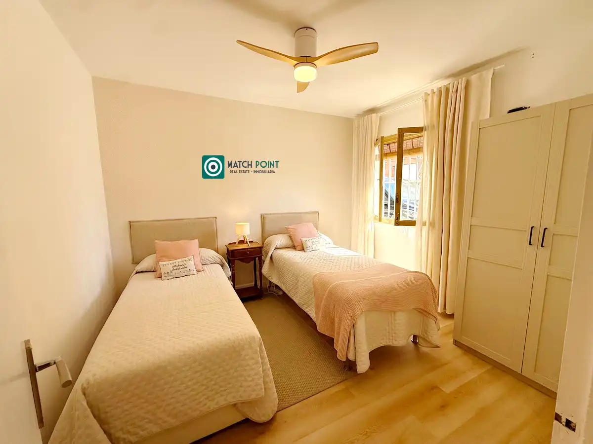 Habitación de Casa o chalet en venta en Almuñécar