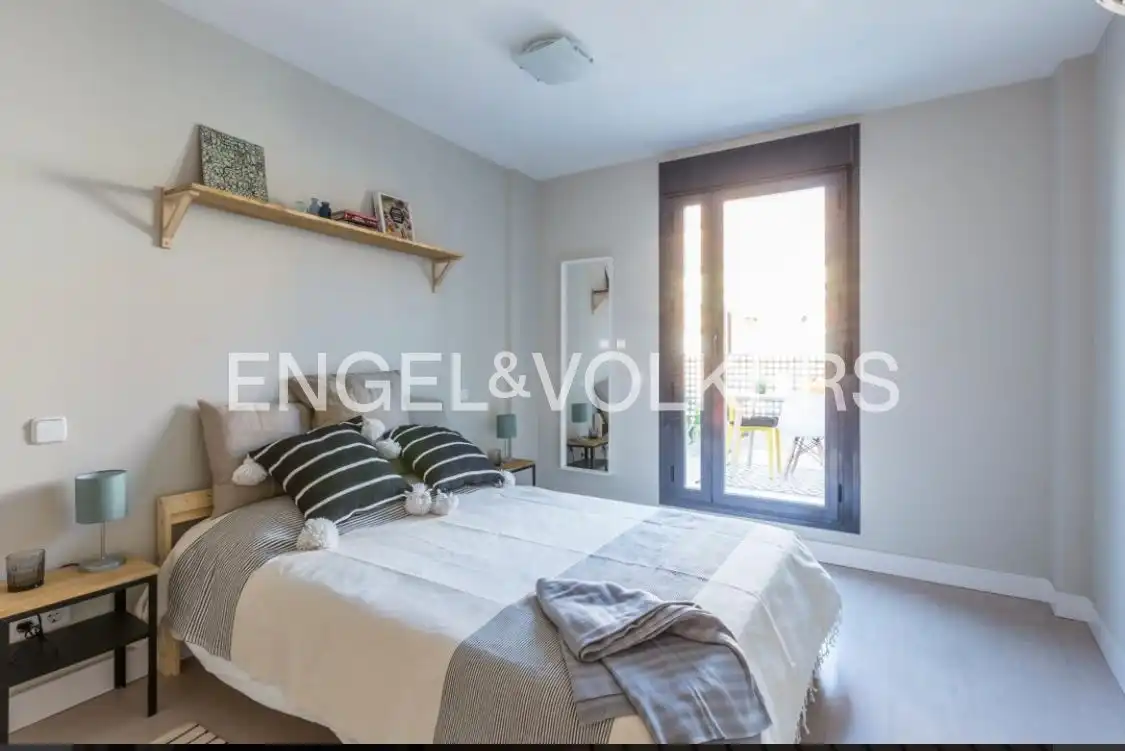 Habitación de Estudio en venta en Madrid con Aire acondicionado, Calefacción y Terraza
