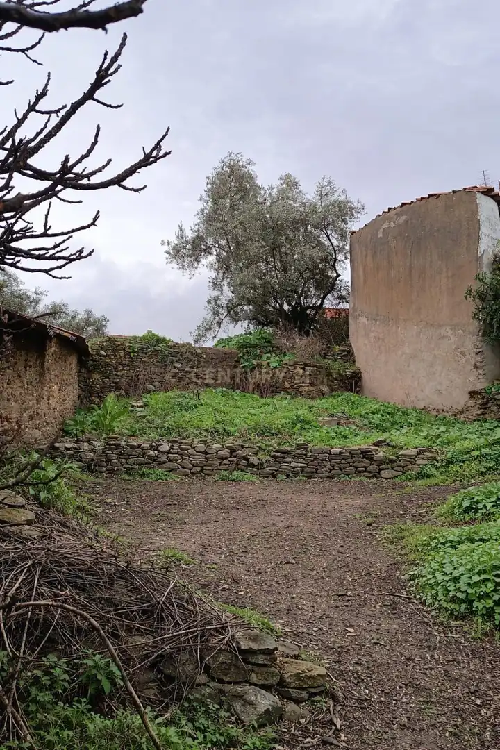 Casa adosada en venta en Herrera de Alcántara con Trastero