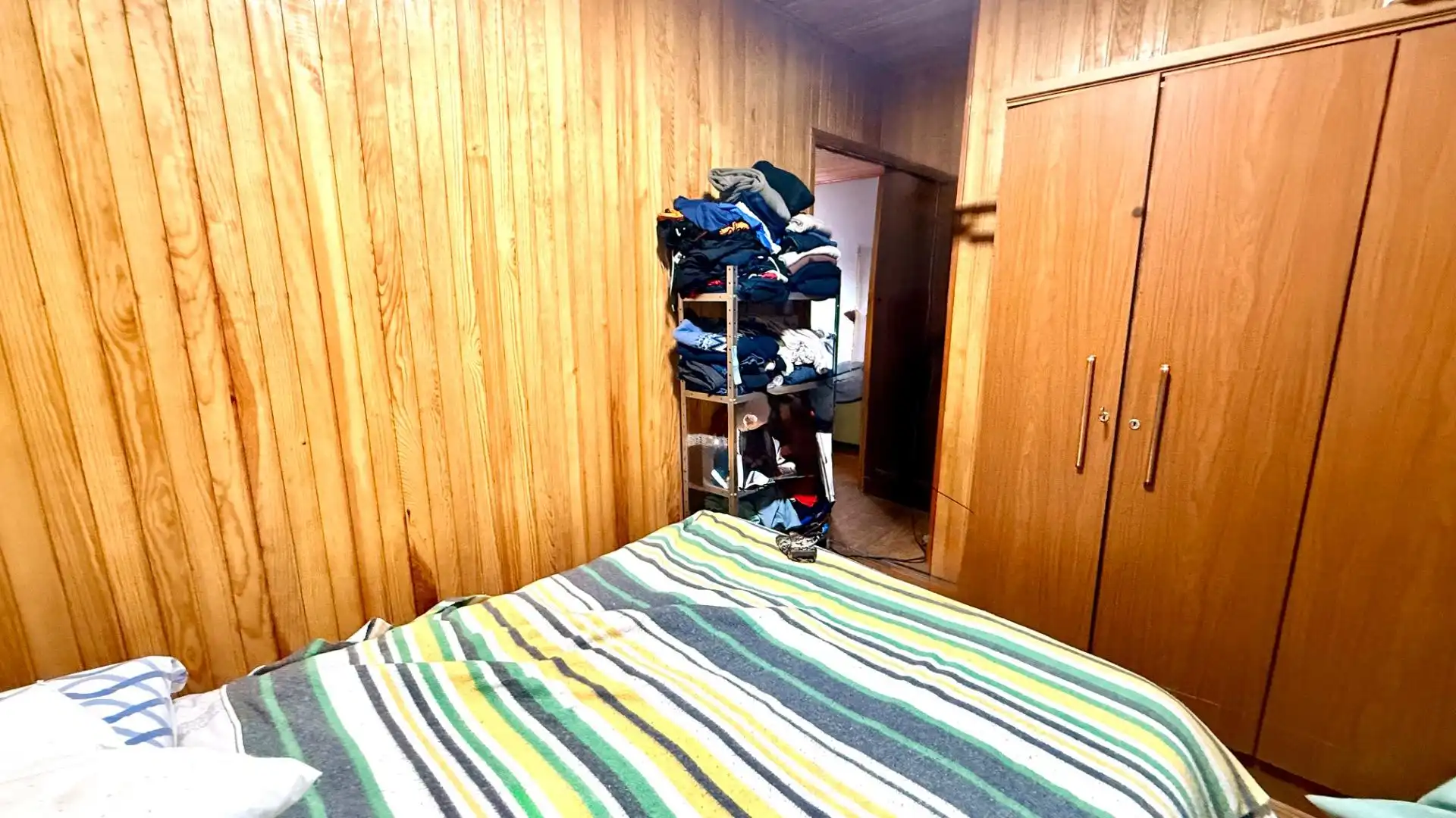 Dormitori de Casa o xalet en venda en A Arnoia amb Jardí privat i Moblat