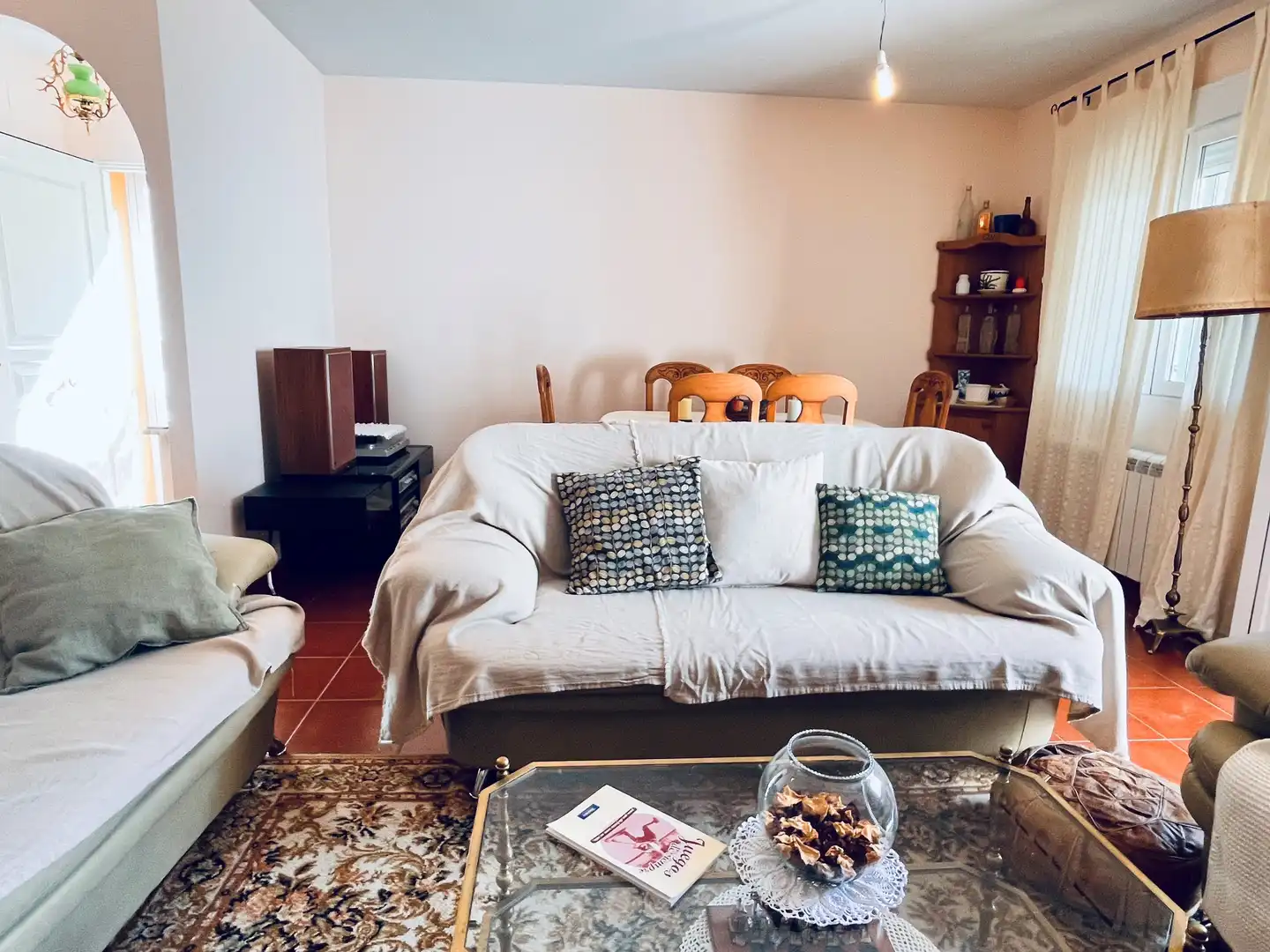 Sala de estar de Casa adosada en venta en Herradón de Pinares con Calefacción