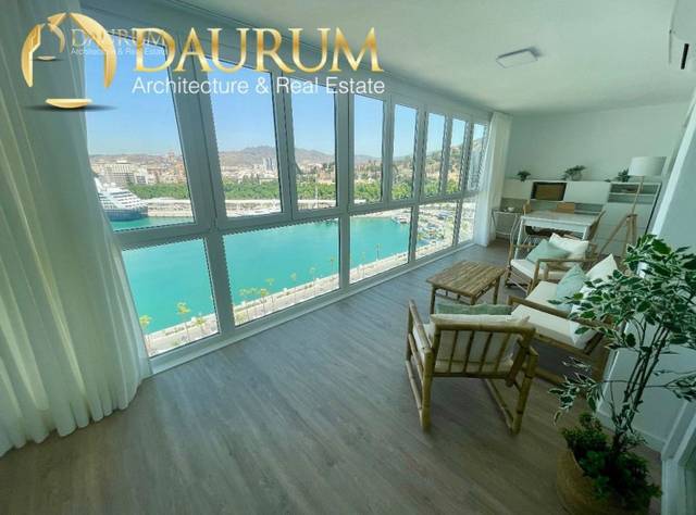 Piso en Alquiler en de la Farola en La Malagueta - Monte Sancha