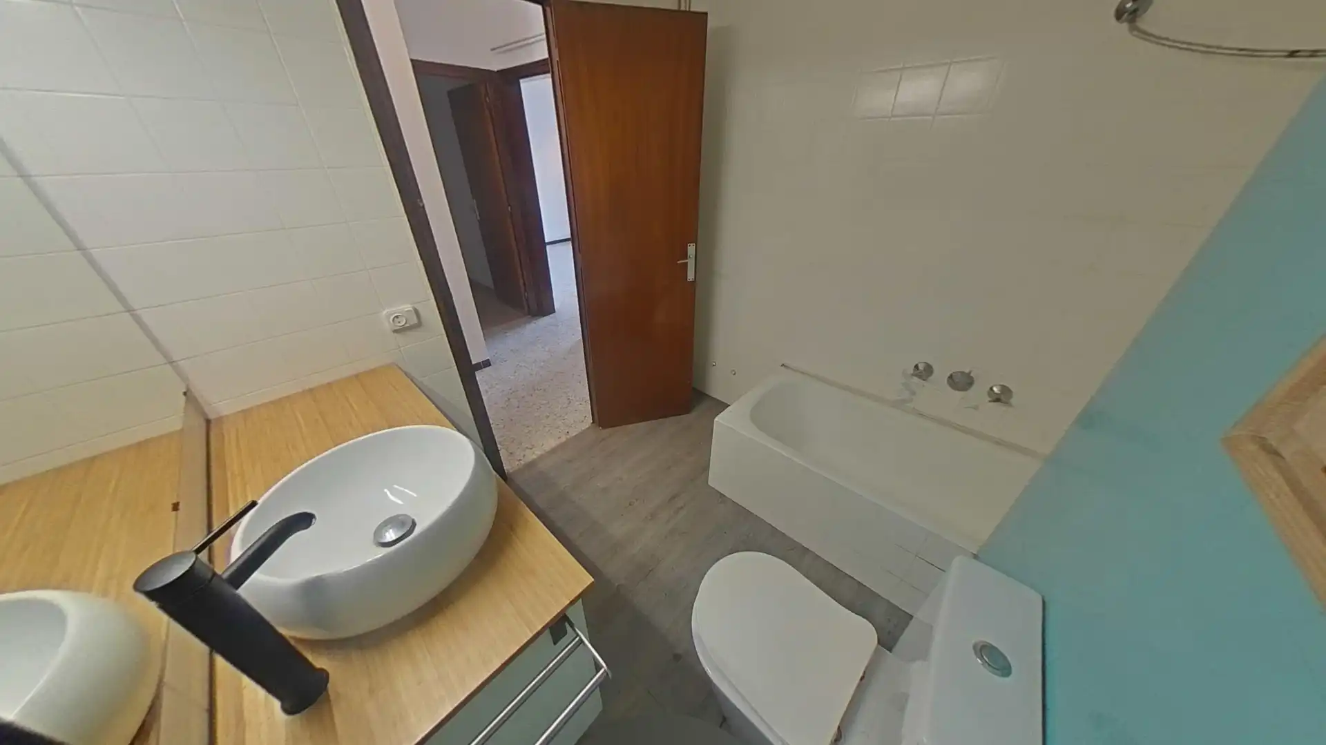 Baño de Piso en venta en Aiguafreda con Terraza y Balcón