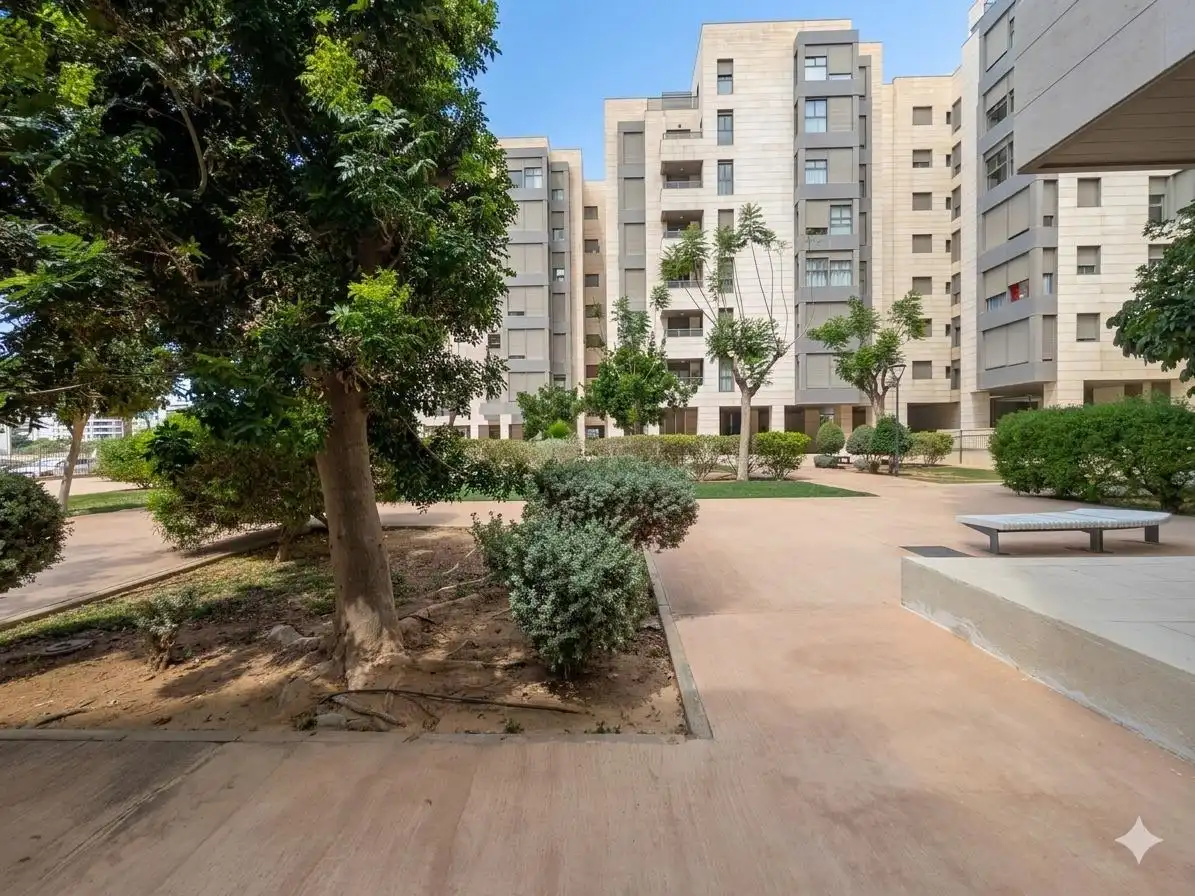 Exterior view of Flat for rent in Almería  with Air Conditioner and Furnished