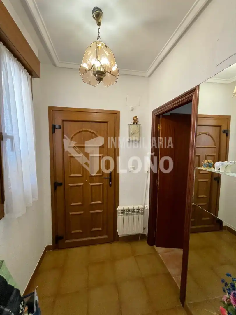 Casa o xalet en venda en Rodezno amb Calefacció, Jardí privat i Parquet