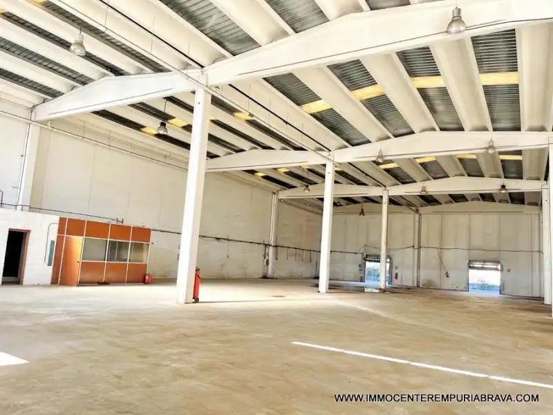 Oficina en venta en Sils