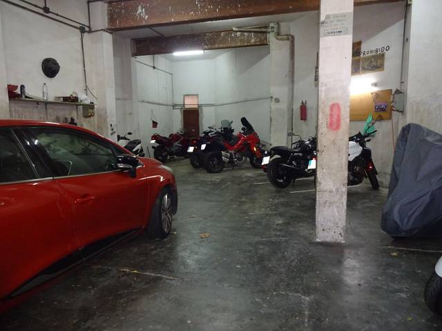 Local comercial en Venta en Cerdanyola Sud