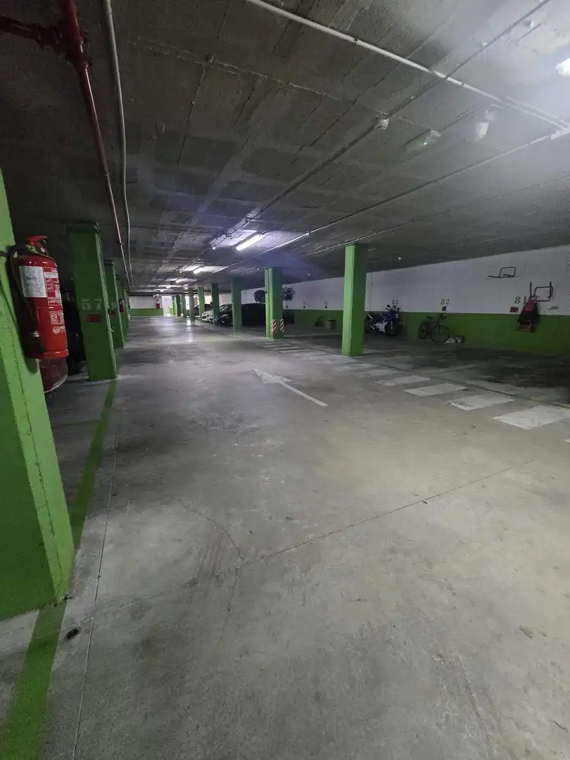 Parking de Piso en venta en Crevillent con Aire acondicionado, Parquet y Terraza
