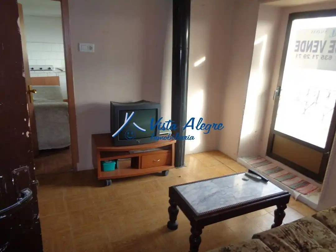 Sala d'estar de Casa o xalet en venda en Villalba de Rioja amb Traster i Moblat