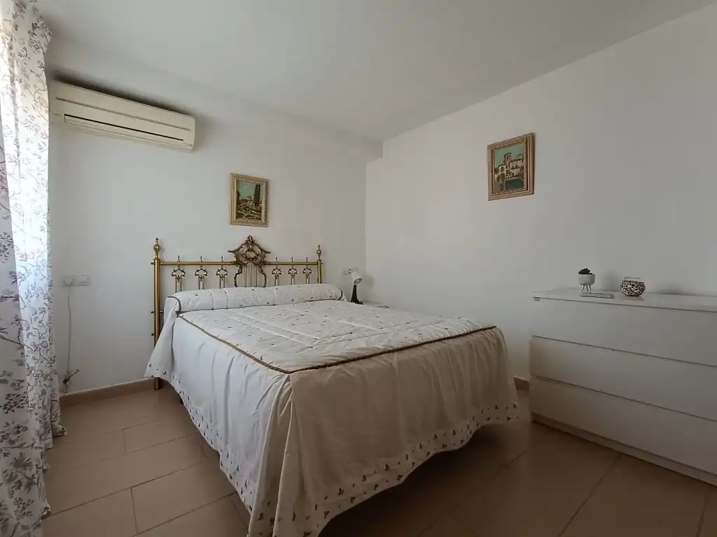Schlafzimmer von Wohnung zur Miete in Córdoba