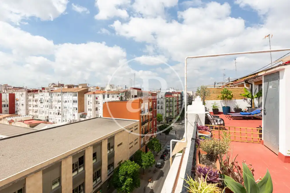 Vista exterior de Ático en venta en Valencia con Aire acondicionado, Calefacción y Terraza