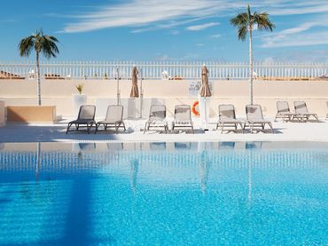 Attique avec piscine à vendre à Helsinki