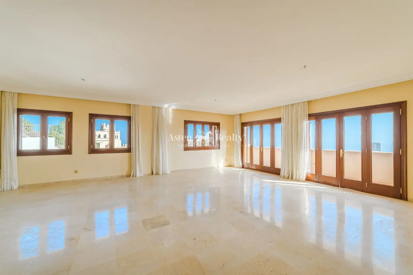 Sala de estar de Casa o chalet en venta en Santa Cruz de Tenerife con Aire acondicionado, Terraza y Piscina