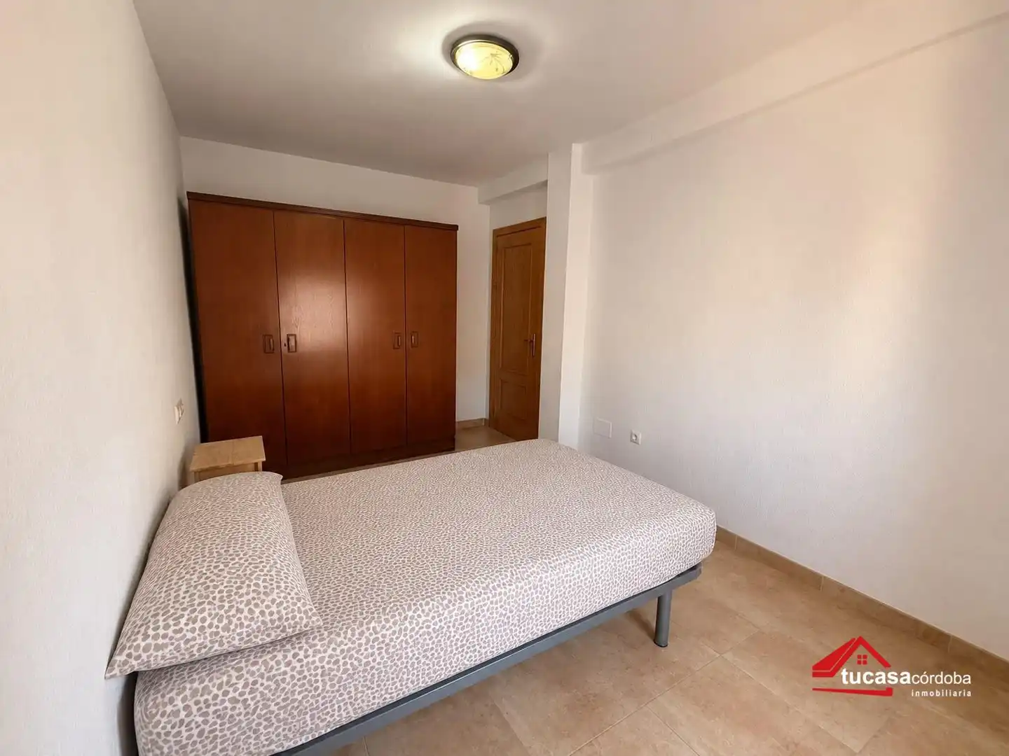 Dormitori de Pis en venda en Córdoba amb Aire condicionat i Moblat