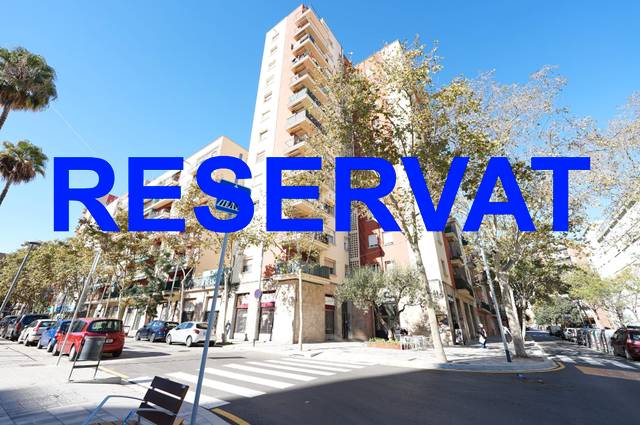 Piso en Venta en Carrer del Cardenal Tedeschini en El Congrés i els Indians
