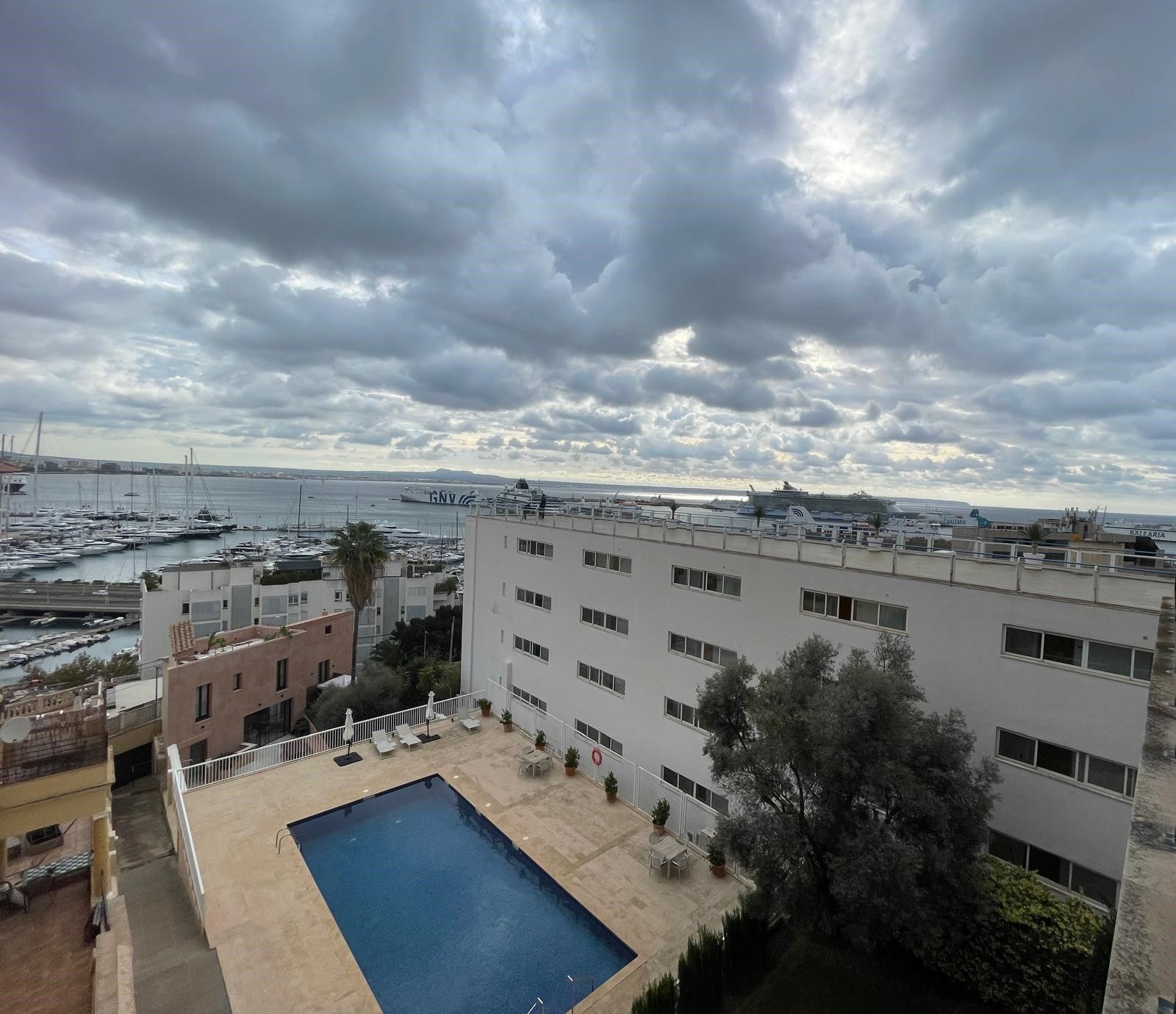 Swimming pool of Apartment for sale in  Palma de Mallorca  with Air Conditioner and Swimming Pool