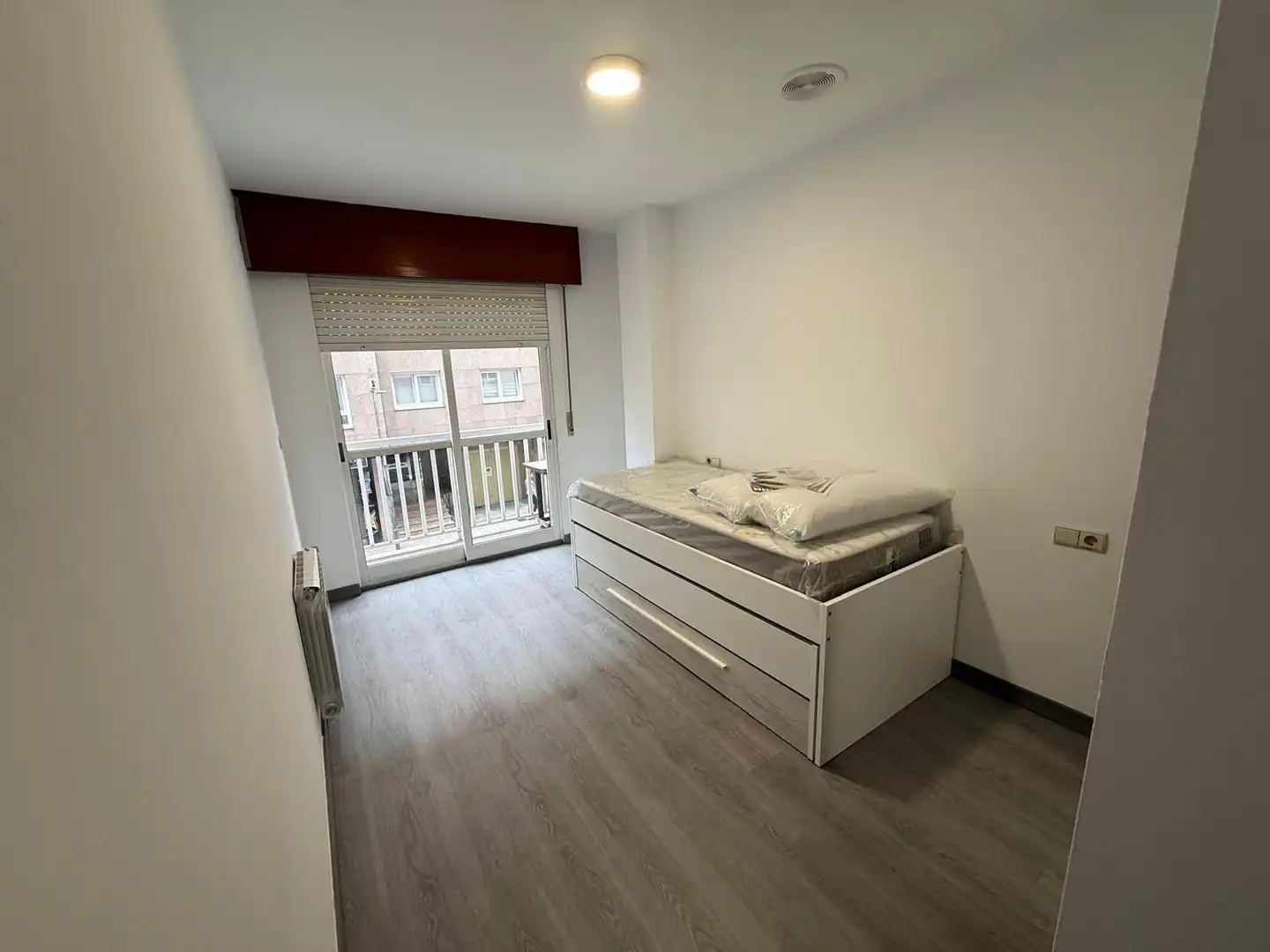 Schlafzimmer von Wohnungen zur Miete in Ames mit Heizung, Abstellraum und Möbliert