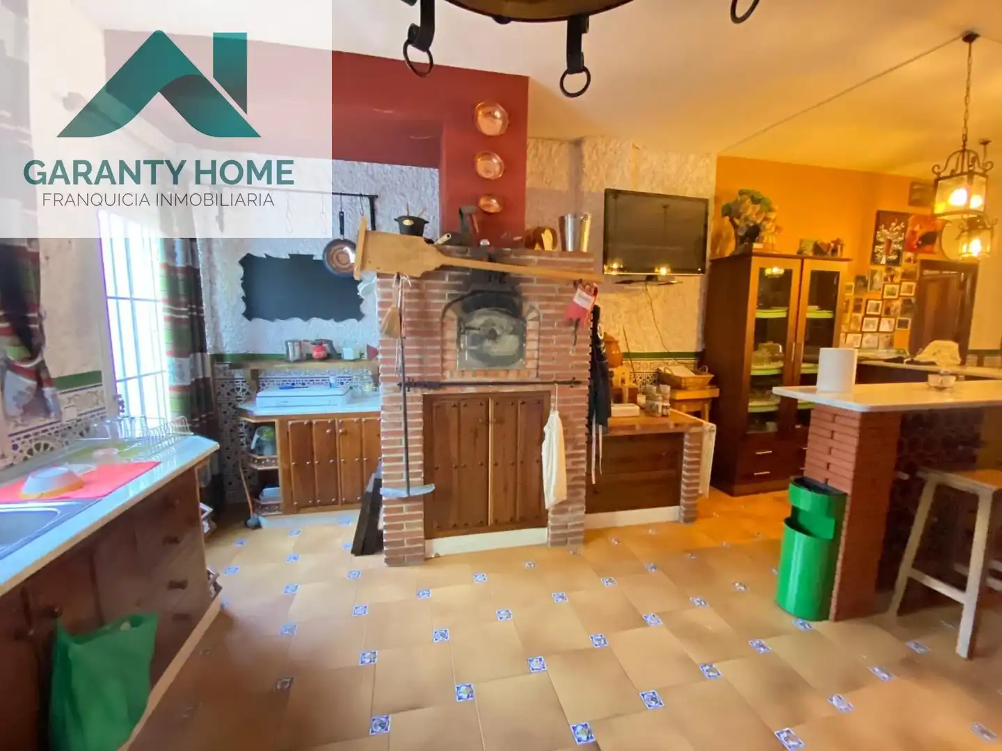 Cocina de Casa o chalet en venta en Valdepeñas de Jaén con Aire acondicionado, Calefacción y Jardín privado