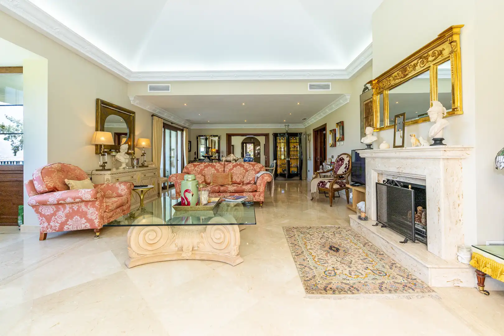 Sala de estar de Casa o chalet en venta en Mijas con Aire acondicionado, Jardín privado y Terraza