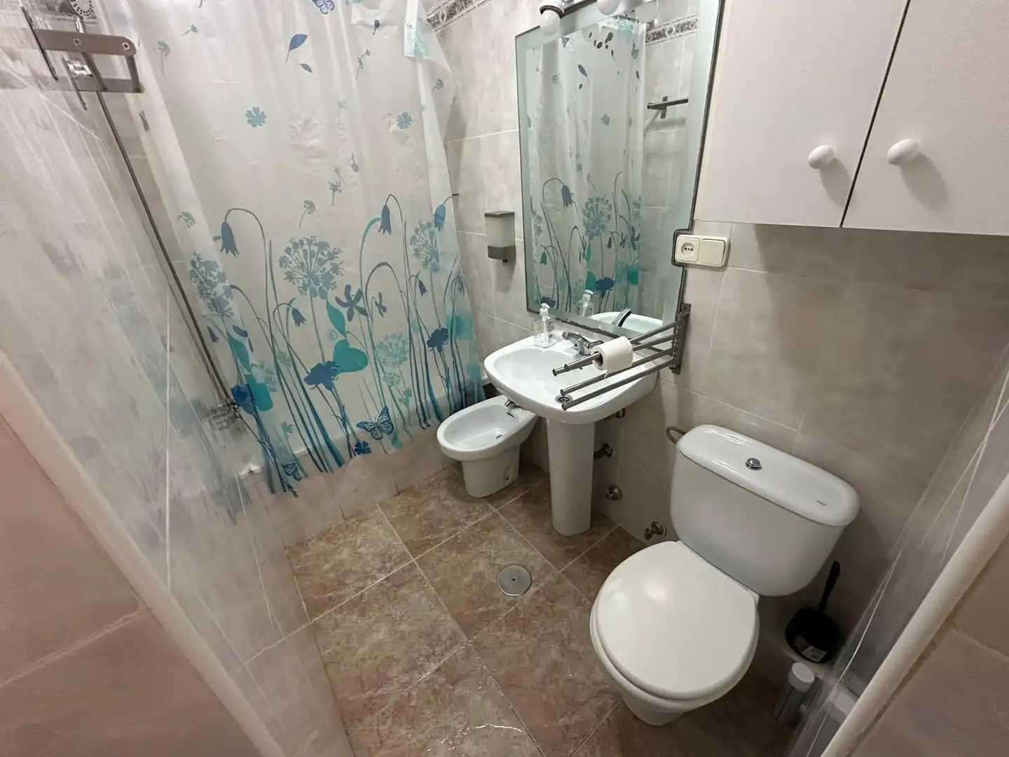 Bathroom of Flat for rent in La Manga del Mar Menor  with Air Conditioner, Terrace and Community pool