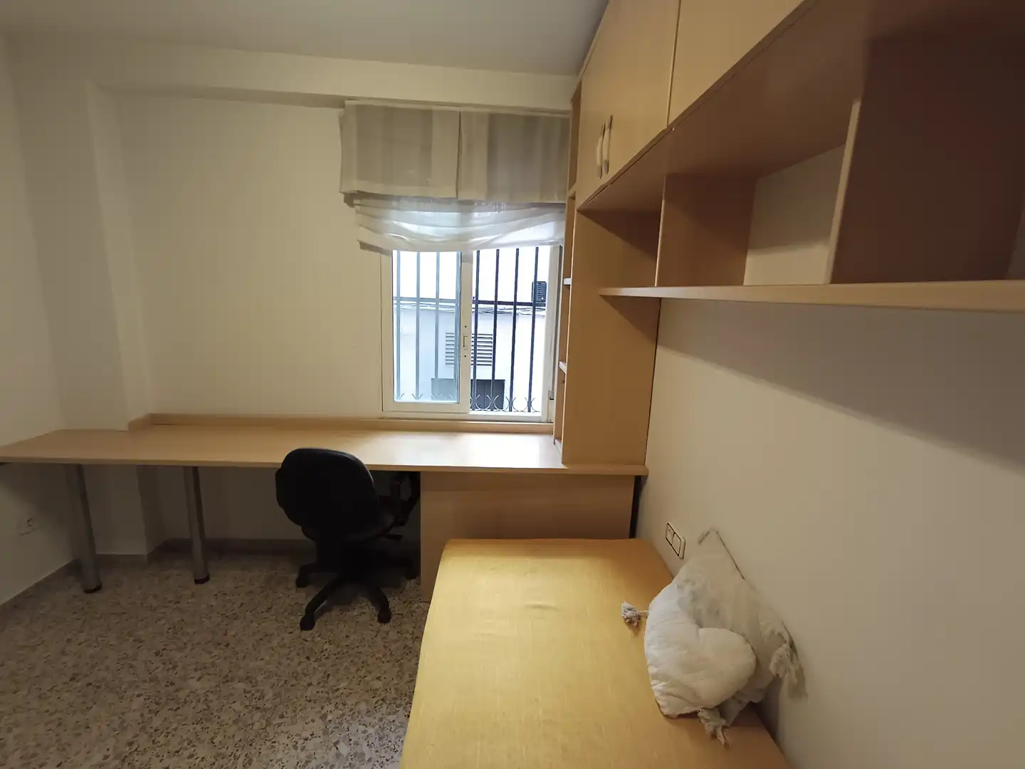 Schlafzimmer von Wohnung zum Verkauf in Jaén mit Klimaanlage, Heizung und Möbliert