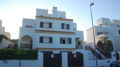 Foto 4 de Casa adosada en venda a Al Andalus, Monteolivete - Camino Sevilla, Sanlúcar de Barrameda