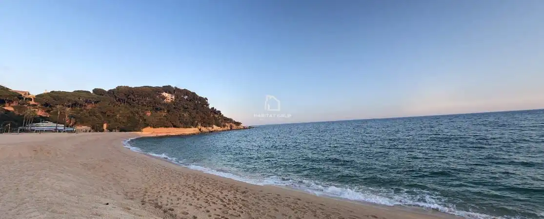 Pis amb piscina en venda a Fenals, imagen 18