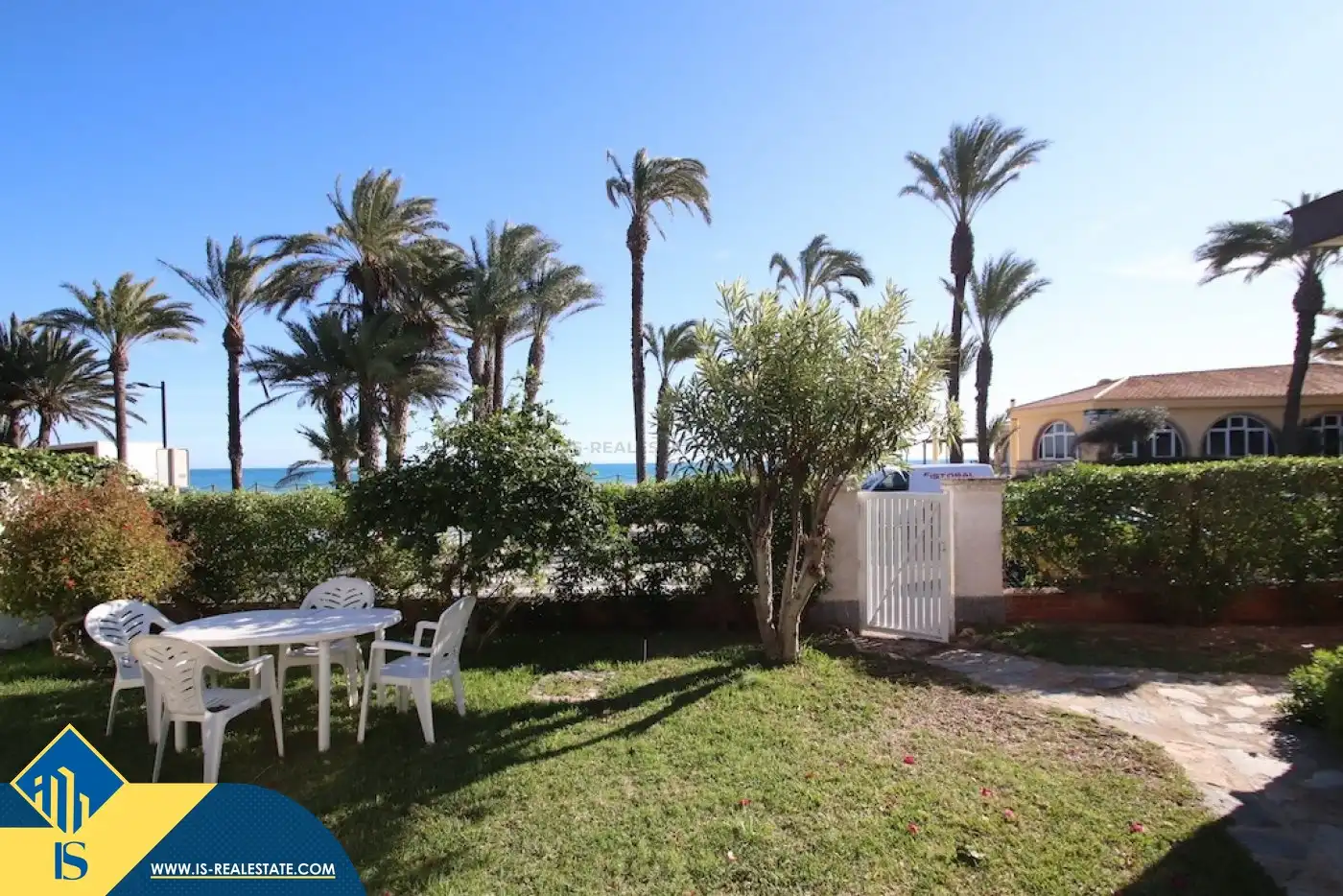 Jardí de Casa o xalet de lloguer en Orihuela amb Aire condicionat, Terrassa i Moblat