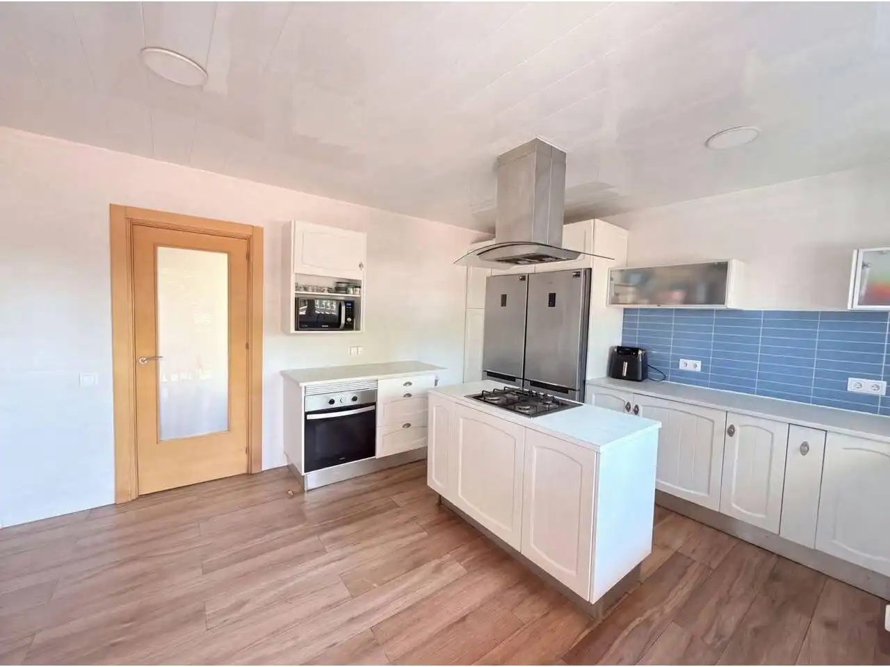 Casa con piscina en venta en Centre - Nucli Antic, imagen 6