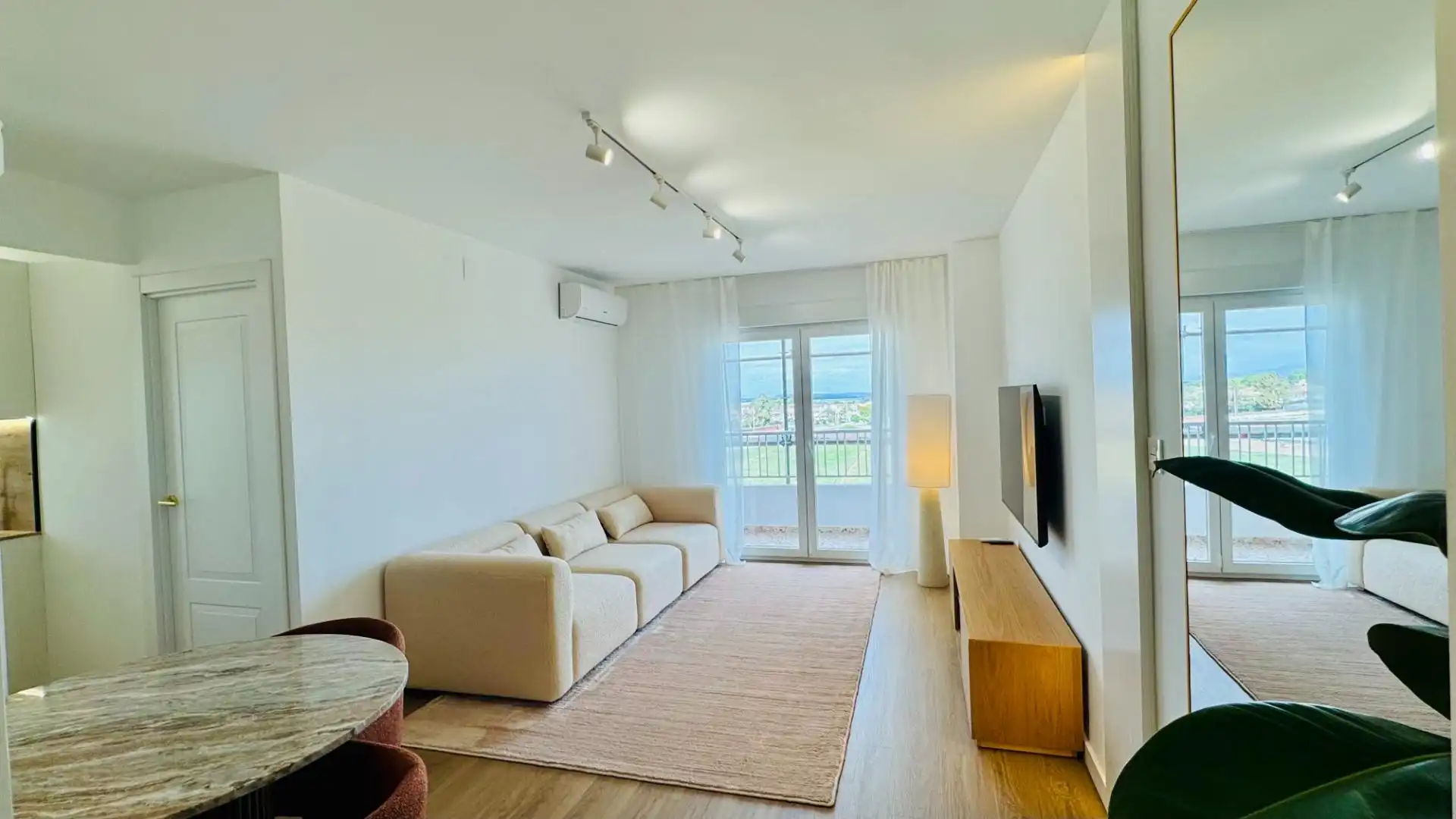 Sala de estar de Ático en venta en Torrevieja con Aire acondicionado, Calefacción y Amueblado