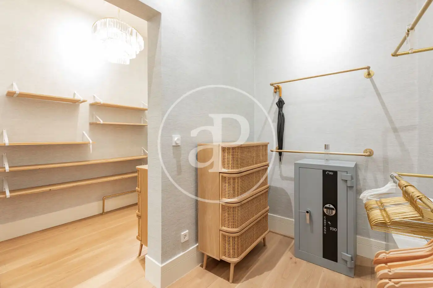 Wohnung zur Miete in Madrid mit Klimaanlage, Heizung und Privatgarten