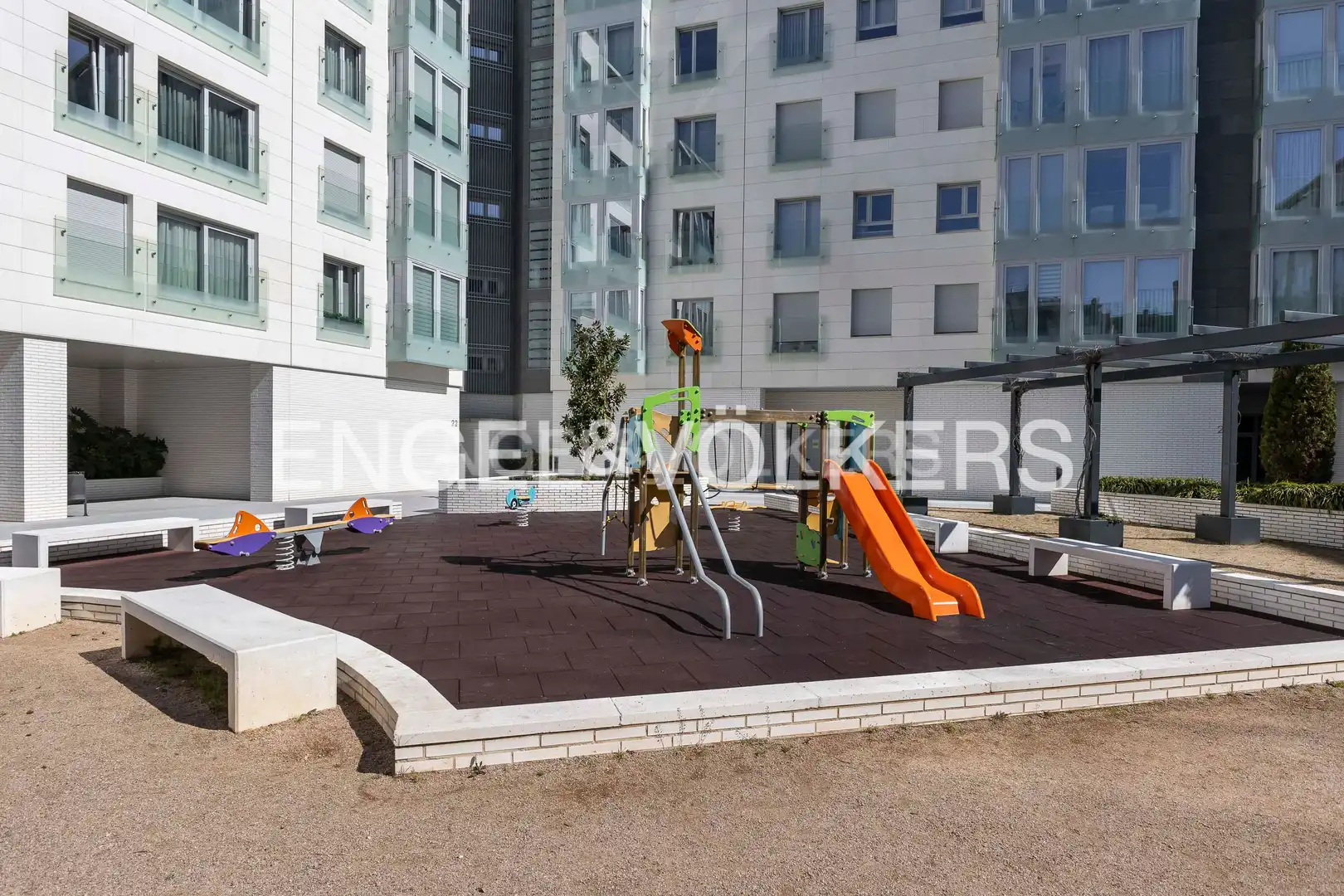 Terraza de Piso en venta en Madrid con Aire acondicionado, Calefacción y Piscina