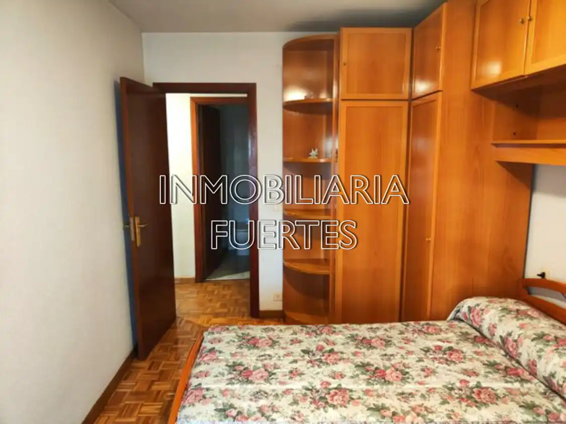 Flat for rent in Avenida de Mariano Andrés, Las Ventas