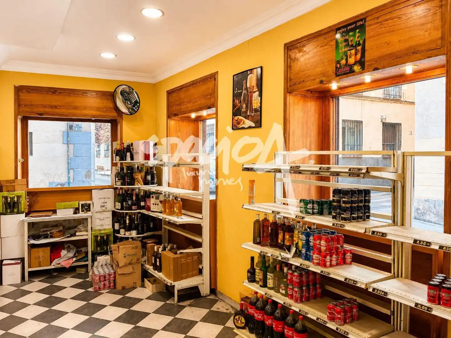 Local en venta en Madrid