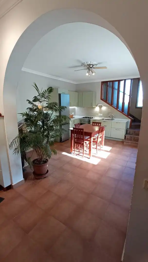 Cuina de Casa o xalet en venda en Santa Brígida amb Jardí privat, Terrassa i Traster