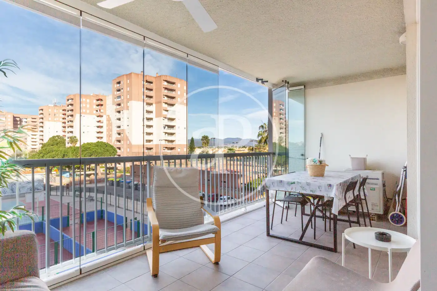 Außenansicht von Wohnung zur Miete in Canet d'En Berenguer mit Klimaanlage, Heizung und Privatgarten