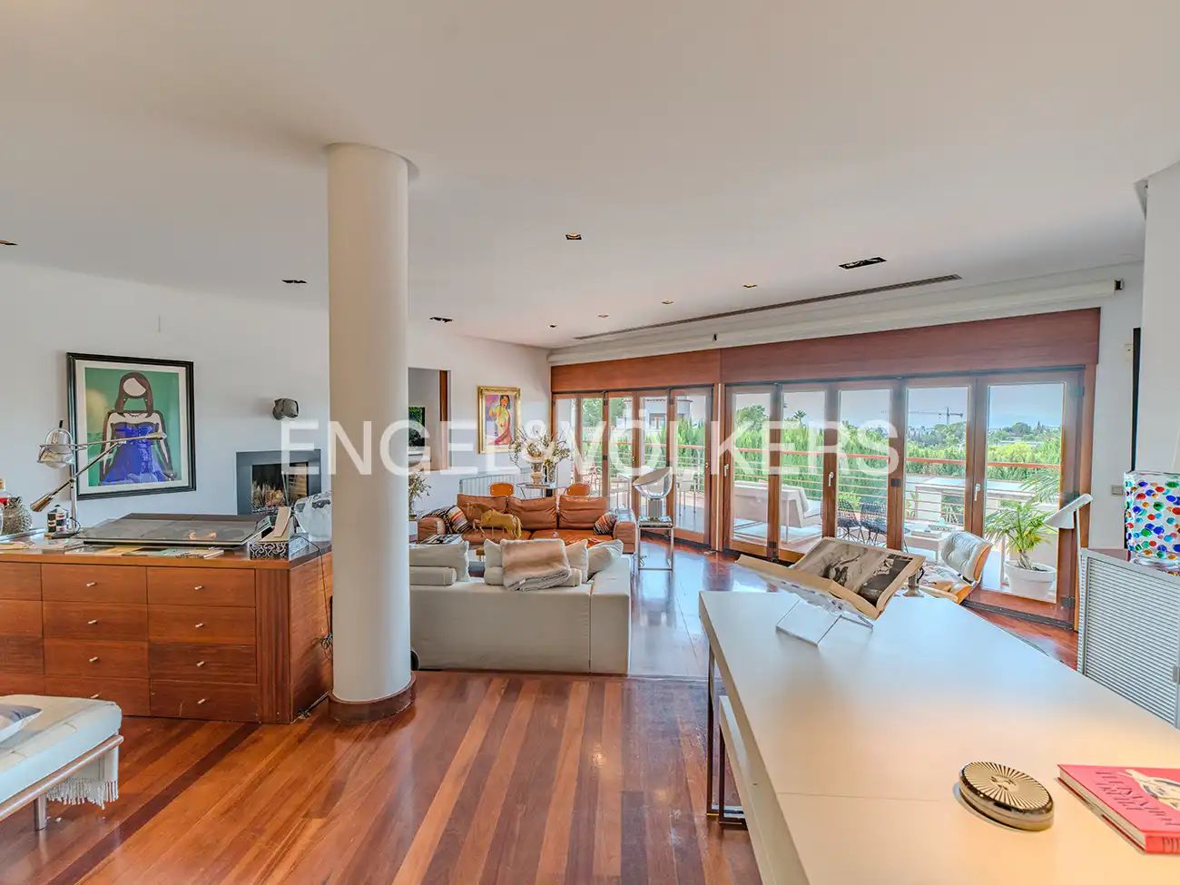 Sala d'estar de Casa o xalet en venda en Elche / Elx amb Aire condicionat, Calefacció i Jardí privat