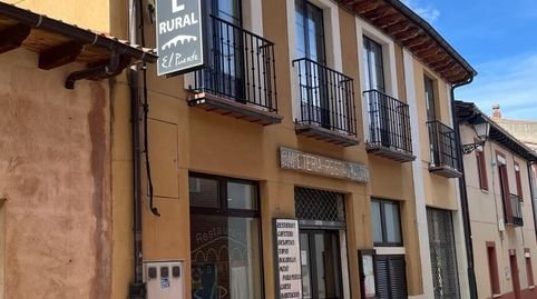 Foto 2 de Edificio en venta en Mansilla de las Mulas, León