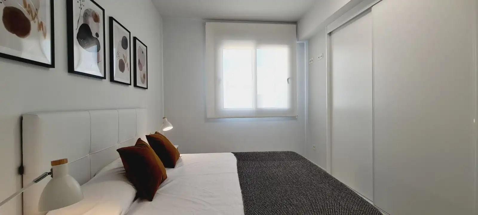 Habitación de Ático en venta en Orihuela con Aire acondicionado, Terraza y Trastero