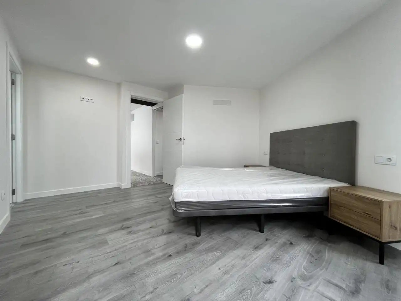 Habitación de Apartamento en venta en Alicante / Alacant con Aire acondicionado, Terraza y Amueblado