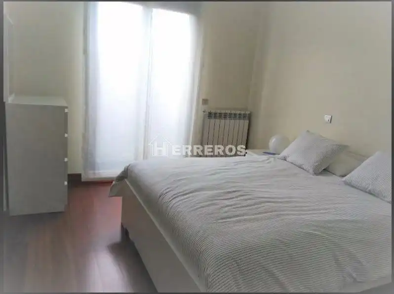Bedroom of Houses for sale in Navarrete  with Heating, Terrace and Community pool