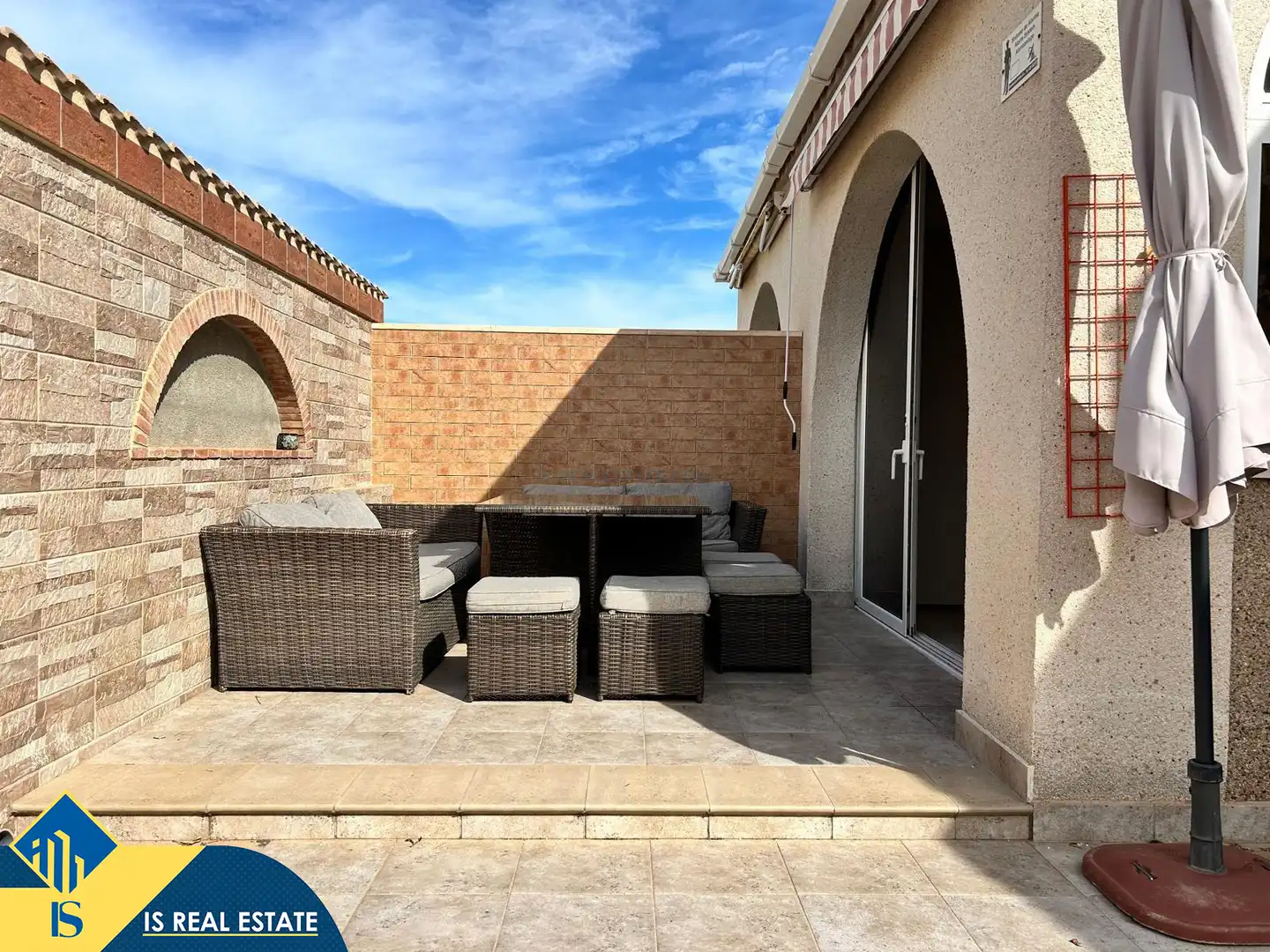 Terrassa de Casa adosada de lloguer en Torrevieja amb Aire condicionat, Calefacció i Jardí privat
