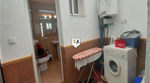 Foto 4 de Casa adosada en venta en Castillo de Locubín, Jaén