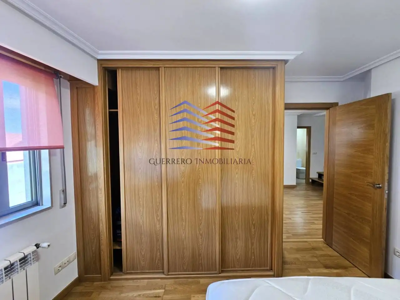 Schlafzimmer von Maisonette zur Miete in Ourense Capital  mit Heizung, Parkett und Möbliert
