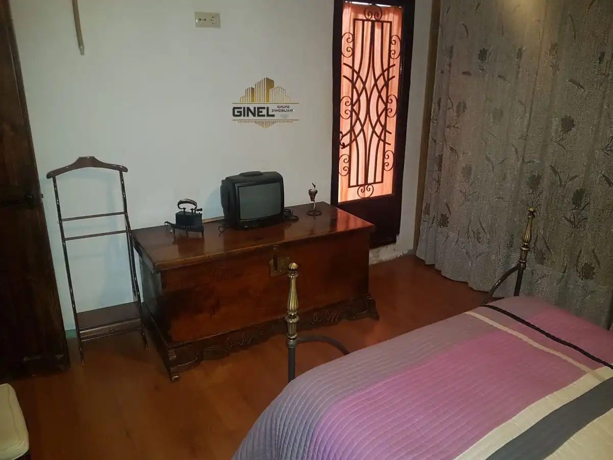 Dormitori de Casa o xalet en venda en Jaén amb Aire condicionat, Calefacció i Terrassa
