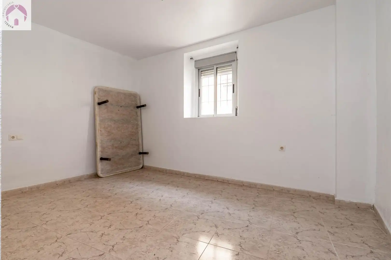 Casa o xalet en venda a Calle de la Cruz de Piedra, Guadix