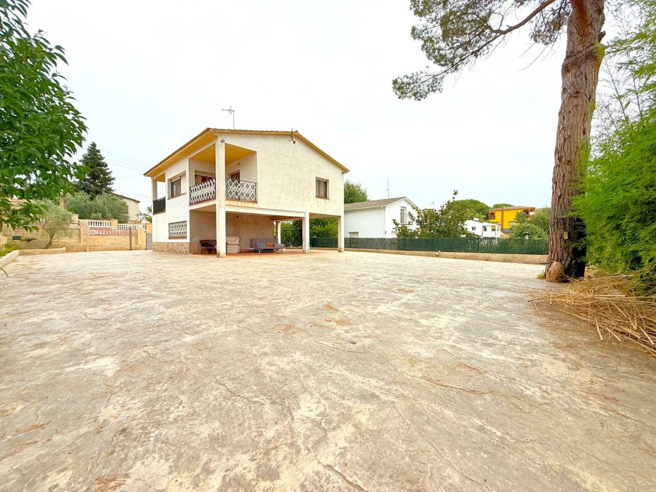Vista exterior de Casa o xalet en venda en Riells i Viabrea amb Jardí privat i Terrassa