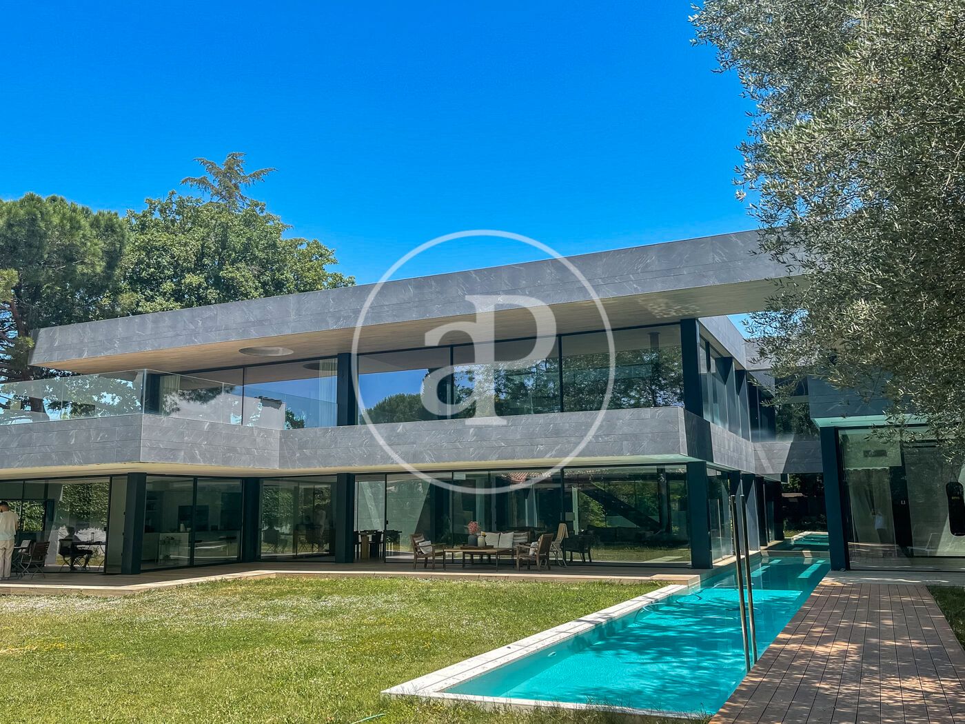 Exterior view of House or chalet to rent in Sant Cugat del Vallès  with Air Conditioner, Heating and Private garden