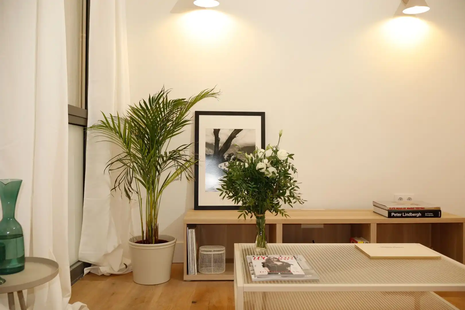 Sala d'estar de Apartament en venda en Madrid amb Aire condicionat, Calefacció i Moblat